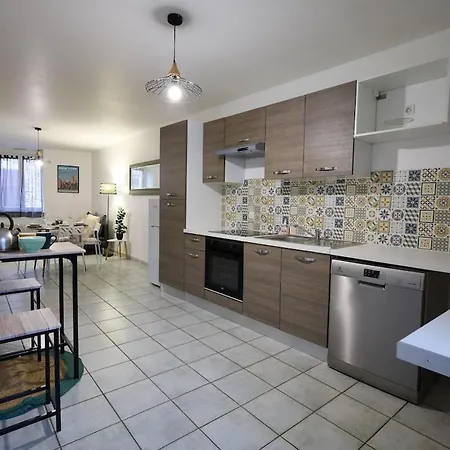 Duplex Sebari Centre Parking Proche Cnpe * Lagnieu