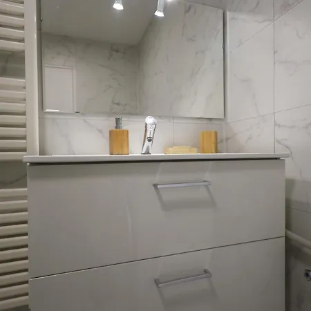 Apartment Duplex Sebari Centre Parking Proche Cnpe Lagnieu